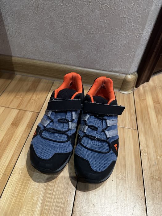 Детская обувь на мальчика