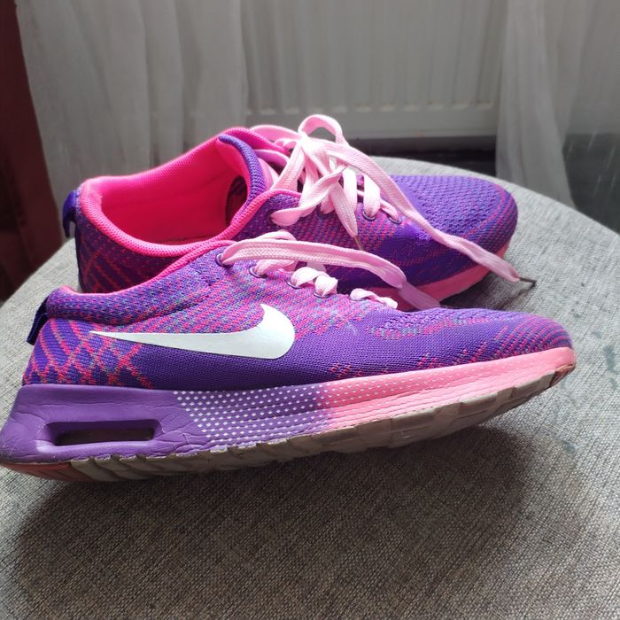 Vand adidasi Nike39