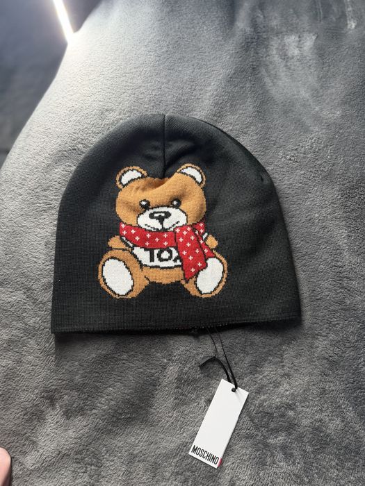 Moschino Teddy caciula neagra dama marime OS noua originala