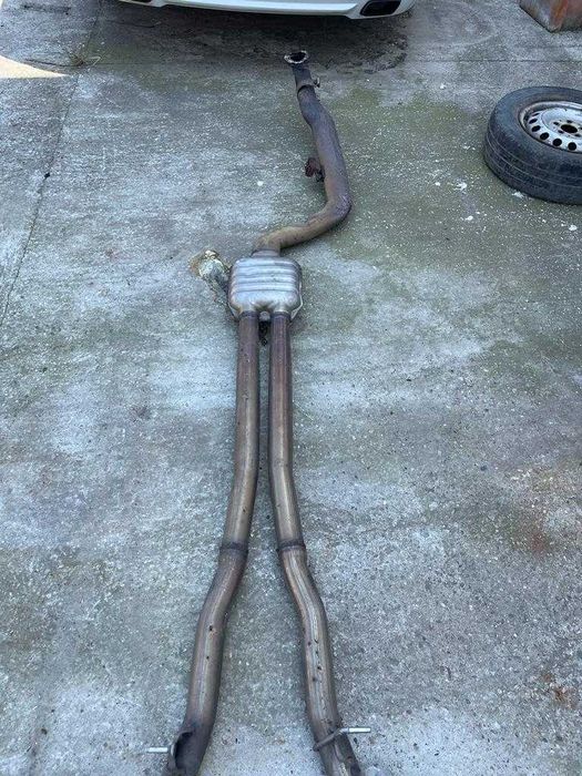 Spate complet, haion, bara, armatura, stop bmw seria 7 f02 730