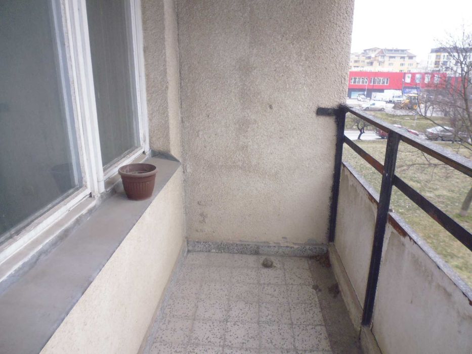 Тристаен апартамент за продажба в ж.к. Люлин 3, гр.София