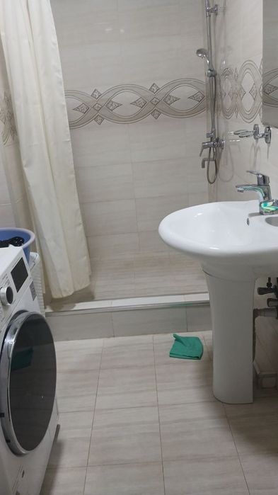 Yunusobod 19 kv 3/6/6 uy navastroyka sheriklikka 3 ta qiz olinadi