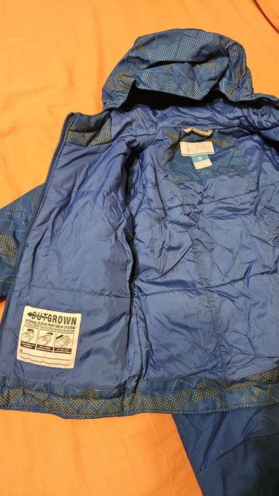 Columbia - яке и гащеризон