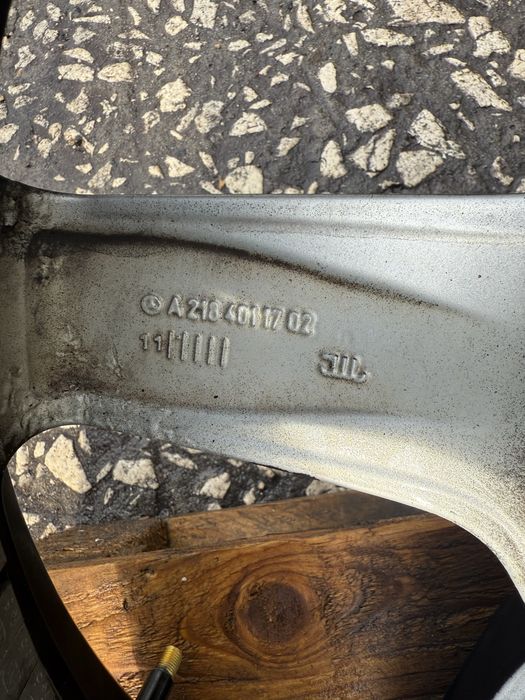 Джанти MERCEDES W218 AMG 9.5"8,5" X 19" 5X112 ET48 ном 121