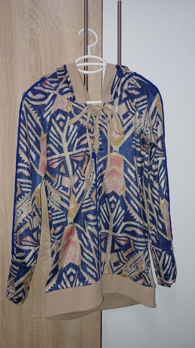 Alessa Шарена блуза размер XS