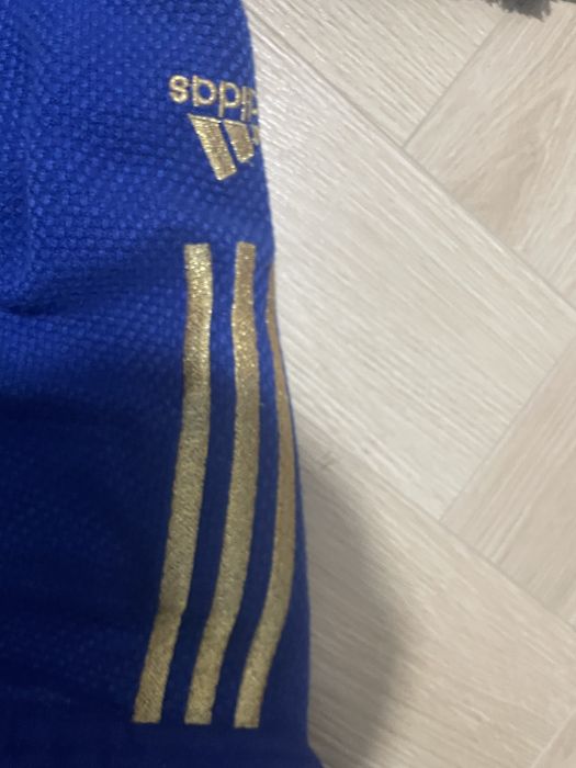 Кимано адидас купиль 1год назад