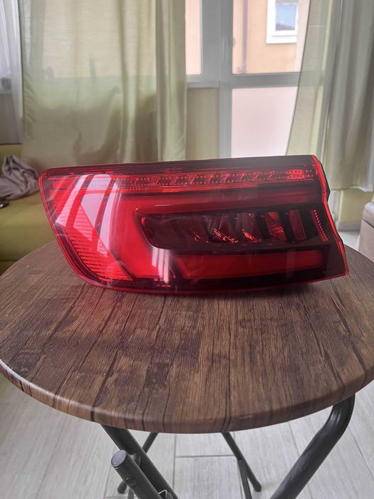 Оригинален европейски външен стоп за Ауди А4 Б9 2017 Седан