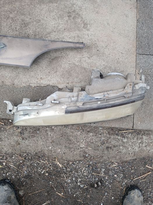 Фары тойота литайс