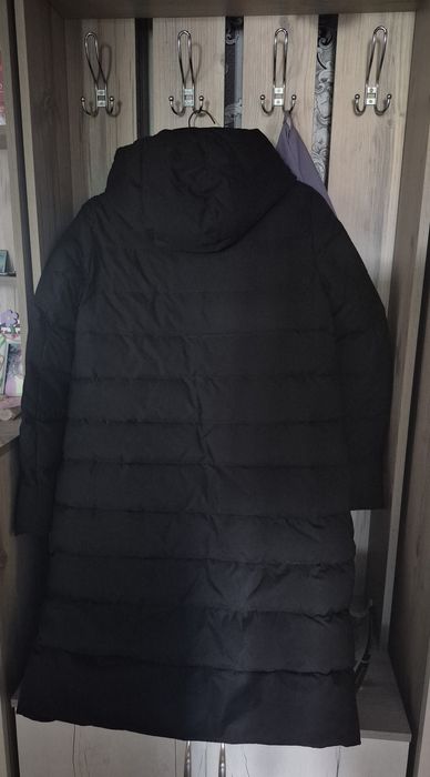 Черная зимняя куртка