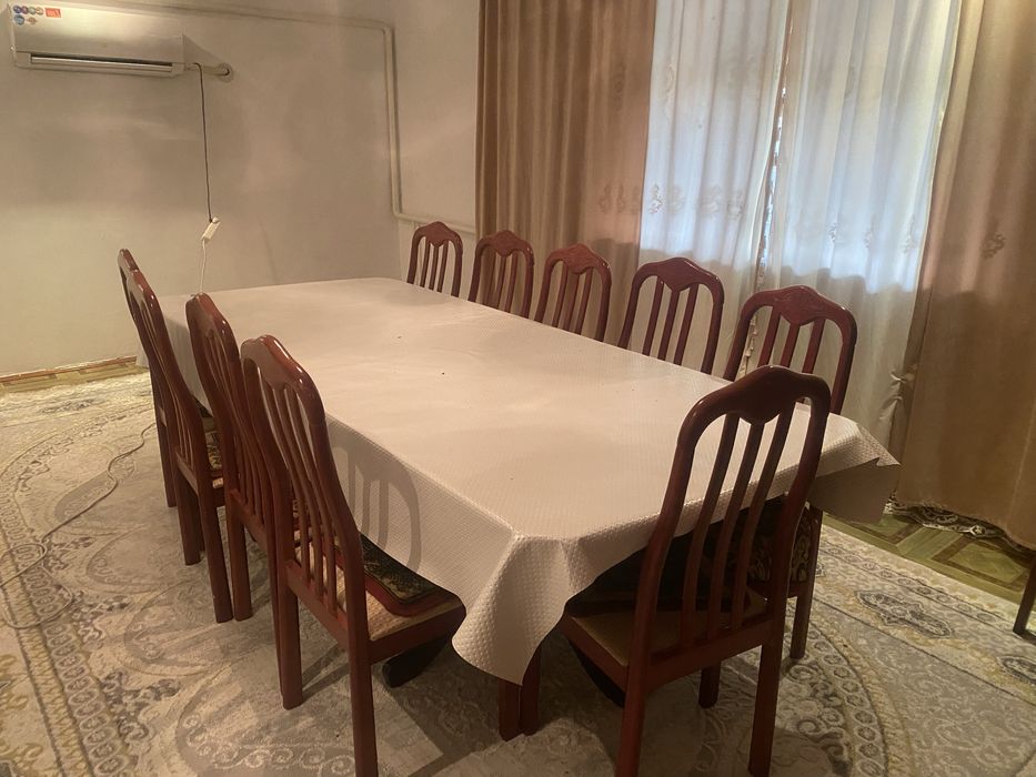 Стол и 12 стуля бу
