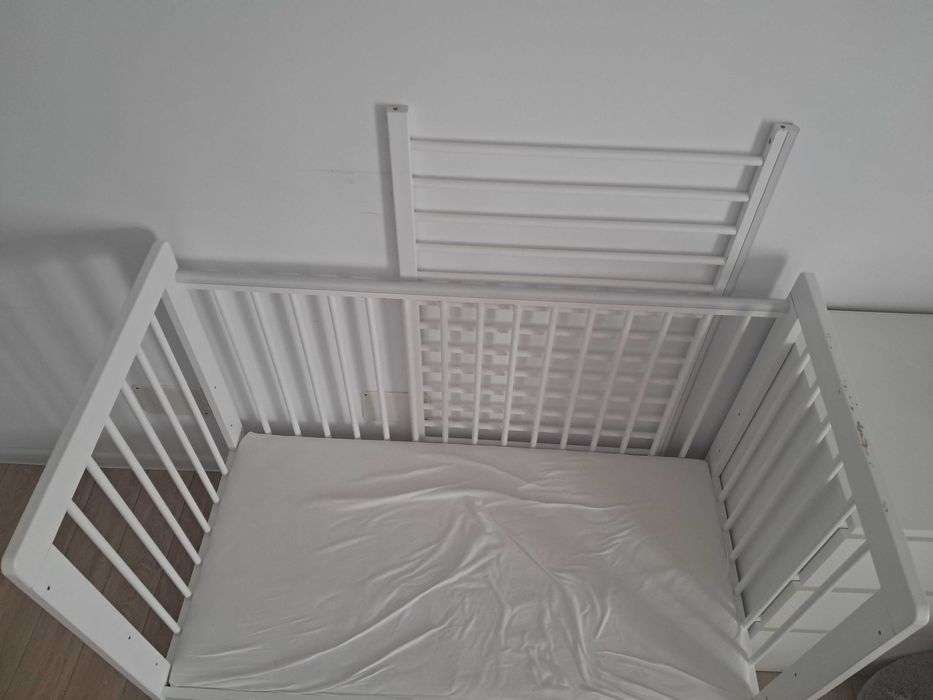 Tomi Patut din lemn 120x60 cm TOMI 5 - Alb + Saltea IKEA inclusă