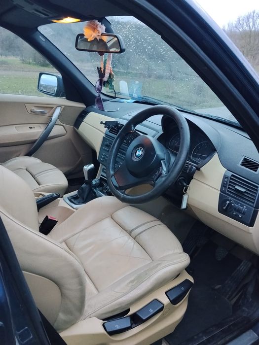 Vând BMW  X3 2.0