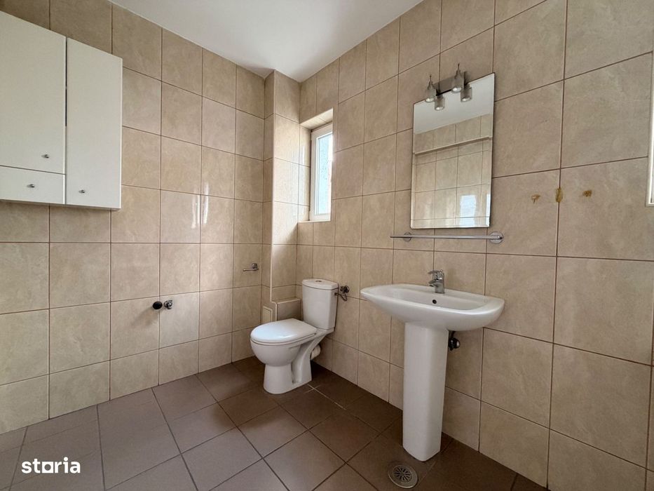 Casa + Garaj | Curte Libera