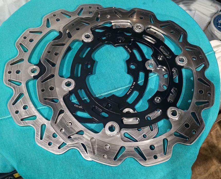Дискове за сузуки GSXR