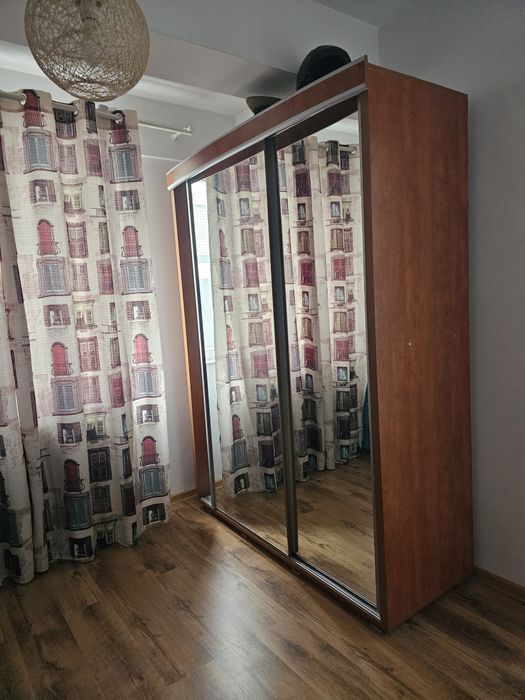 Dressing cu oglinzi duble comoda tv si oglinda