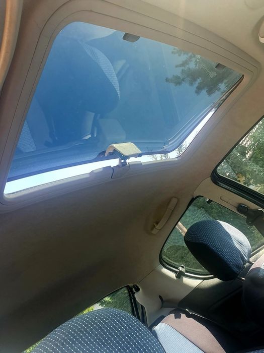 Vand peugeot 206,2001