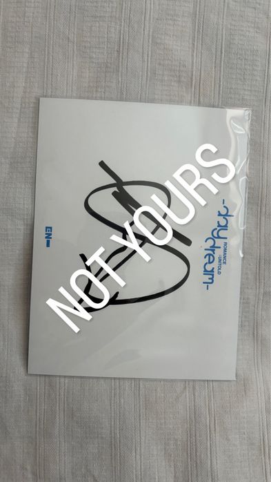 Niki enhypen signed postcard к-поп