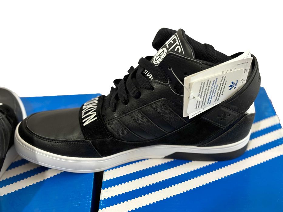 Adidas Hardcourt Defender - 42 2/3, 43 1/3