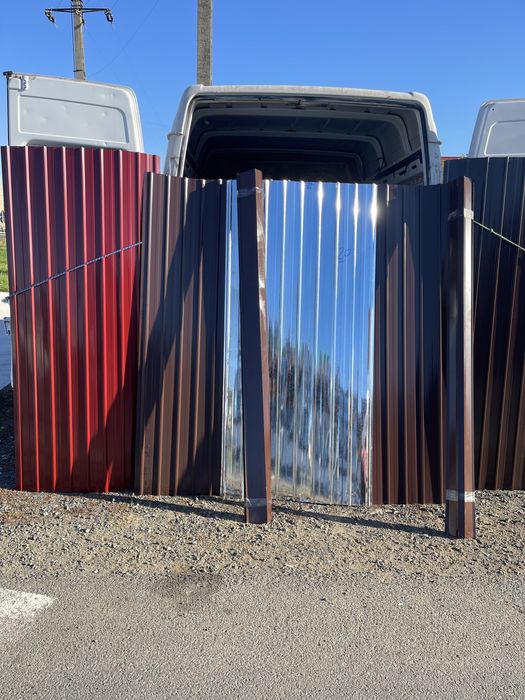 Tablă cutată colorată