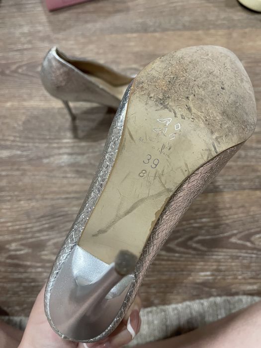 Женская обувь