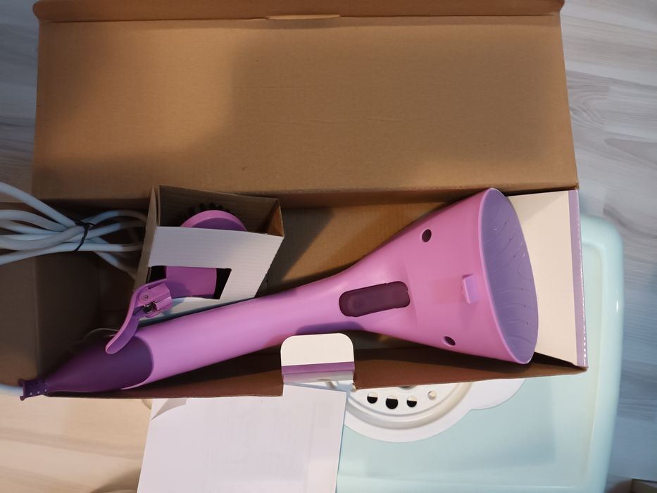 Преносима ръчна парна ютия за гладене дори във вертикално положение