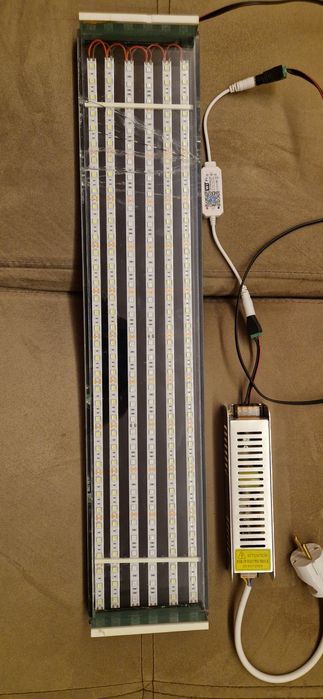 Лед умно осветление за аквариум