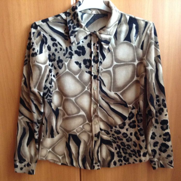 Bluza cu nasturi model leopard