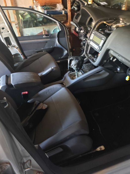 Vw Golf 5 1.6 102 на части