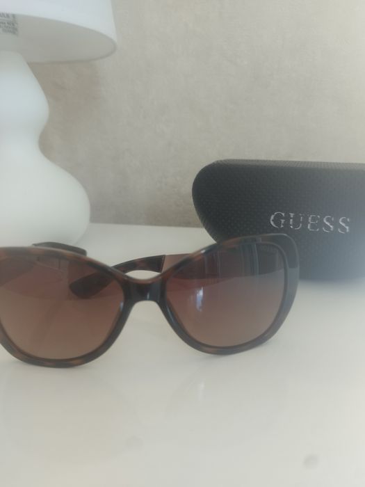 Слънчеви очила Guess