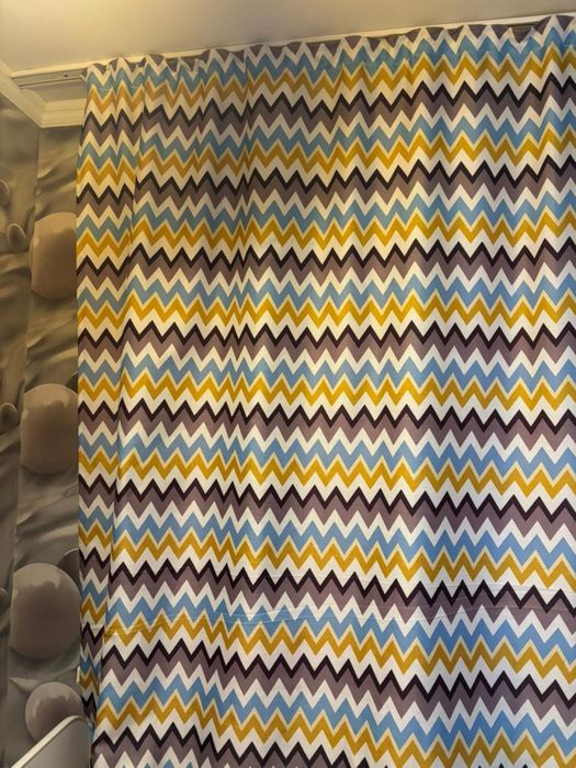 Продам шторы в хорошем состочнии