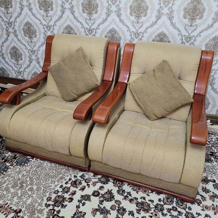 Диван кресло сотилади срочна