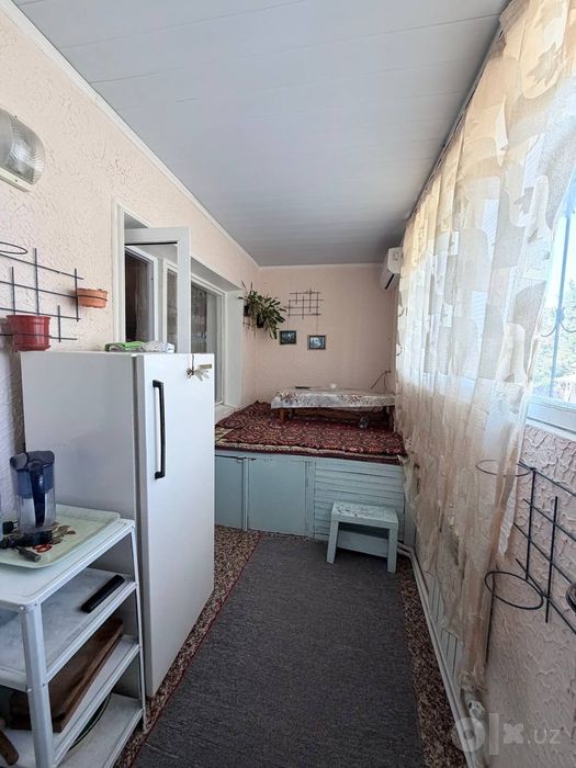 Продается 3х комратная квартира 2 этаж
