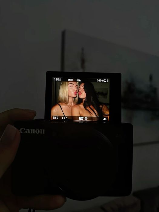 продам Canon POWERSHOT SX740 hs