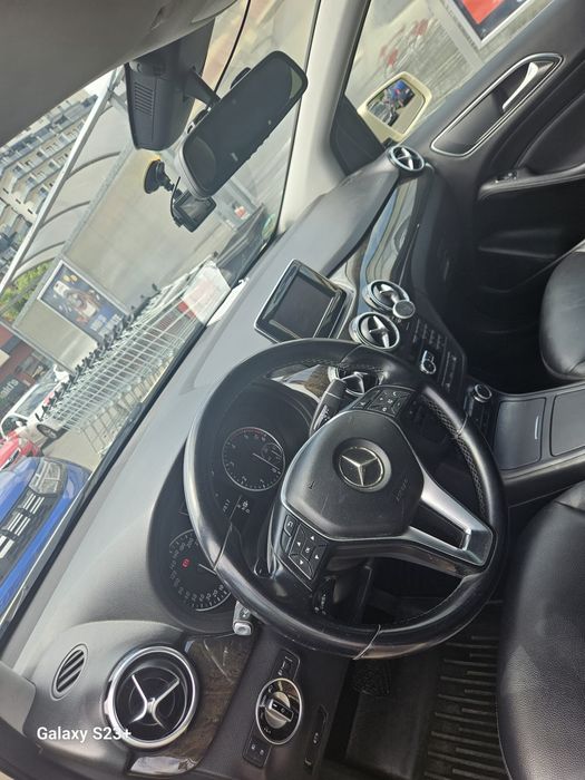 Mercedes B class