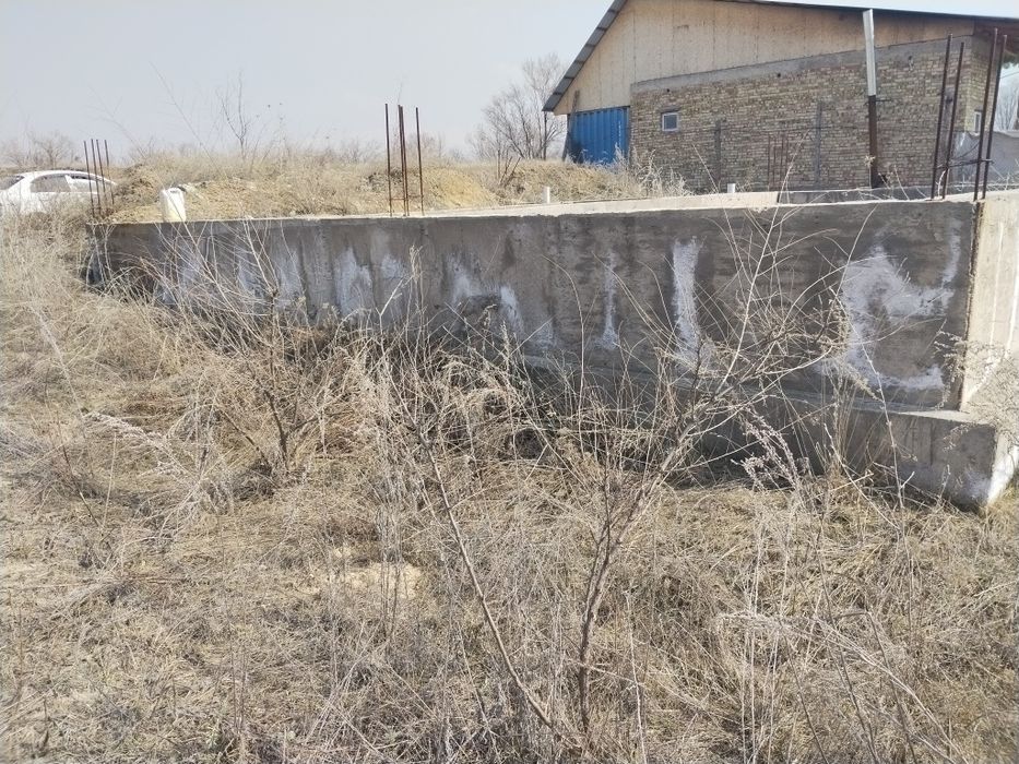 Продам участок с фундаментом