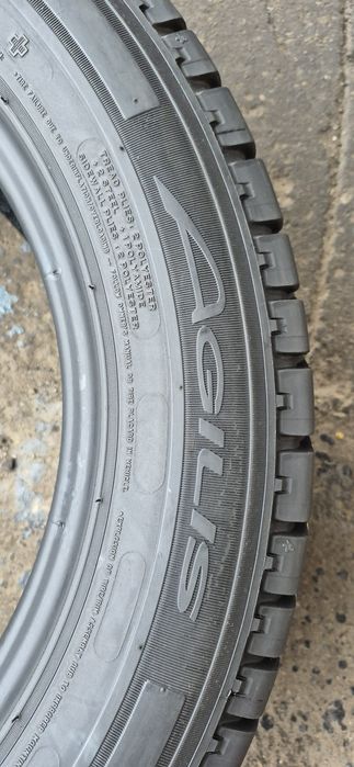 4 anvelope vara ca noi Michelin 215/60/17C,dot 2022 Pret/bucata.