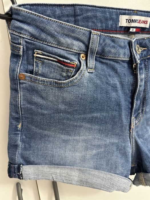 Blugi scurti Tommh Jeans