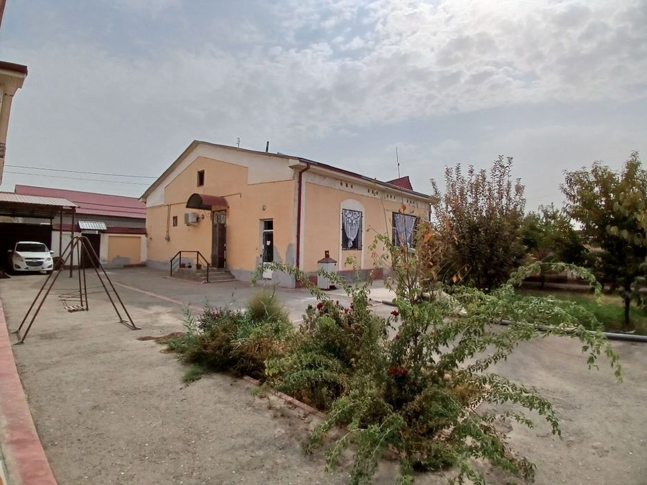 Tayyor 6 sotix uy. Barcha jixozlari bilan sotiladi. Krediti yo'q.