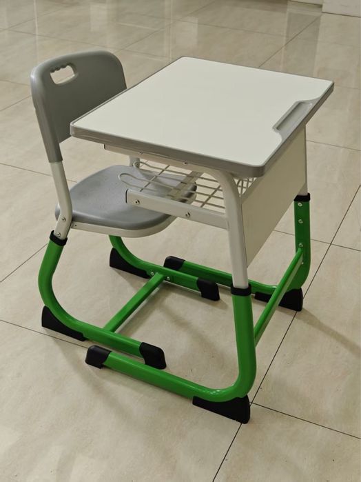 Парта школьная двухместная в комплекте