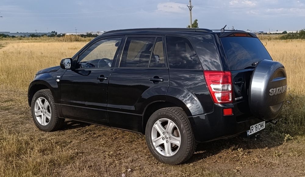 Vând Suzuki Grand Vitara