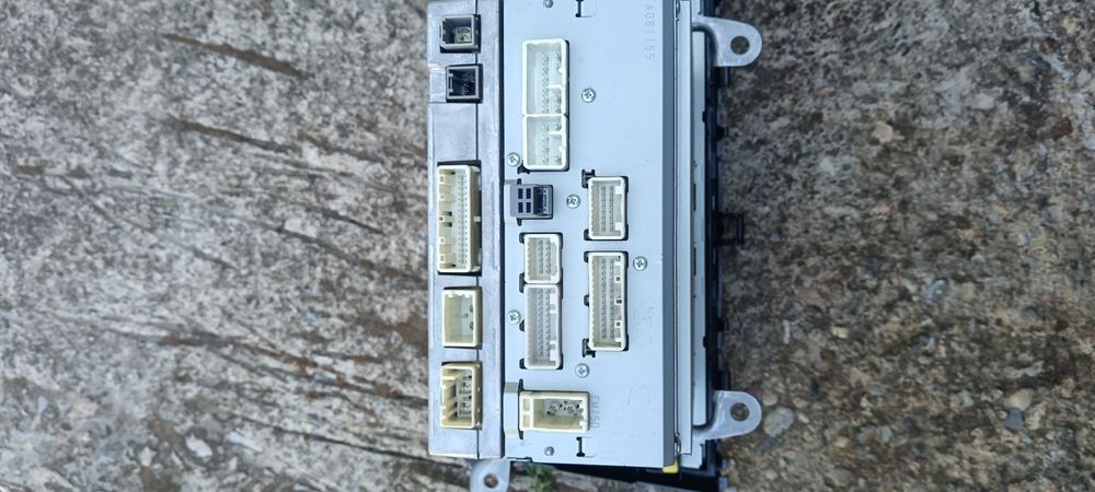 Мултимедия за авенсис т27