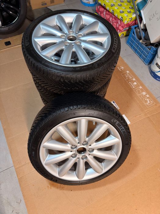 Джанти 17” с гуми Michelin Alpin 7 за Mini F56