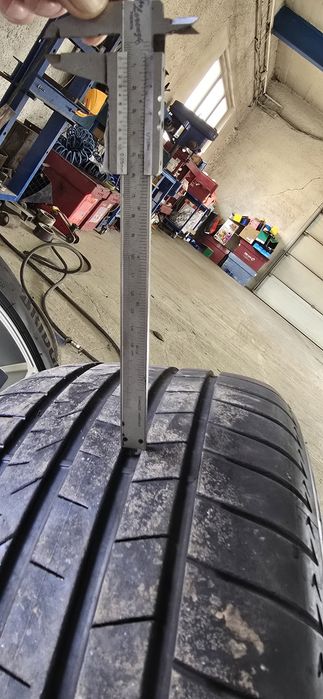 Anvelope  Bridgestone 255/50/20