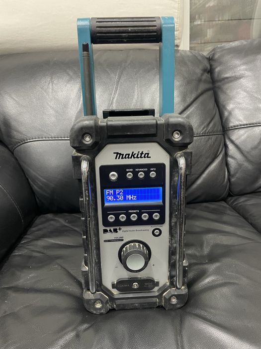 Радио makita dmr 105