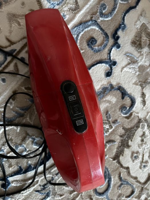 Автомобильный пылесос