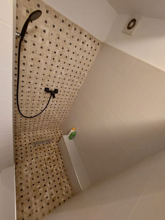 Particular Închiriez garsonieră