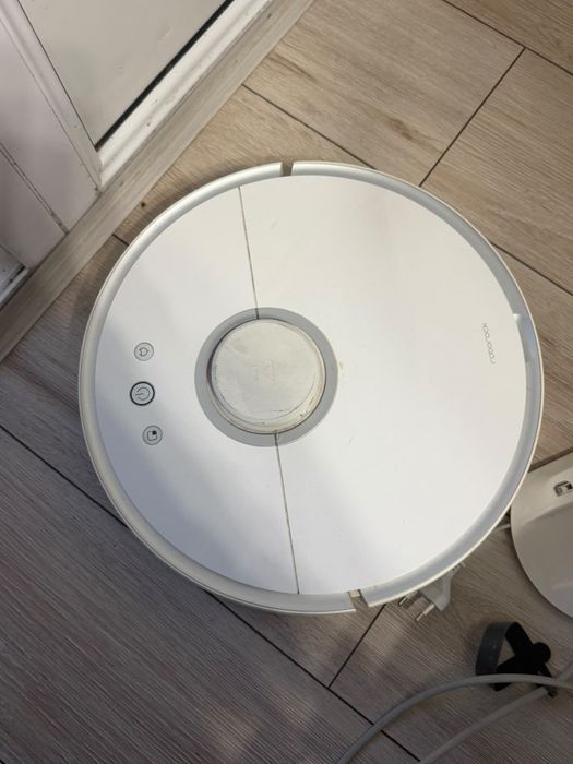 Робот пылесос roborock s5