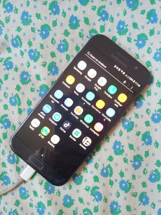 Самсунг А 5, с минусом