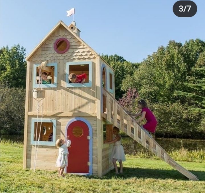 Замок принцессы и храброго рыцаря.