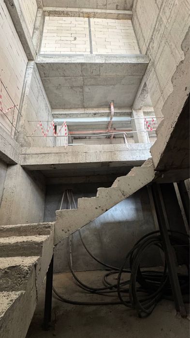 Срочно! Продается коммерческое помещение на Mirabad Avenue 2 линия